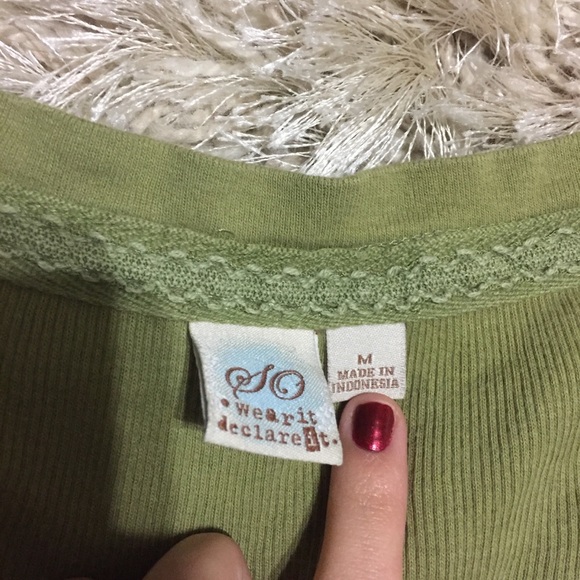 Button down top - Picture 3 of 3